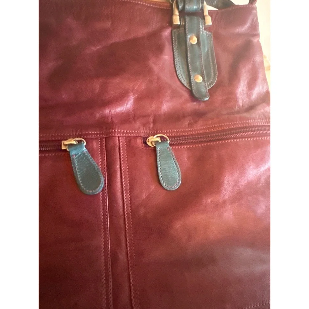 Maroon & Teal Leather‎ Bag Dual Zippered Pockets & Patterned Textile Lining